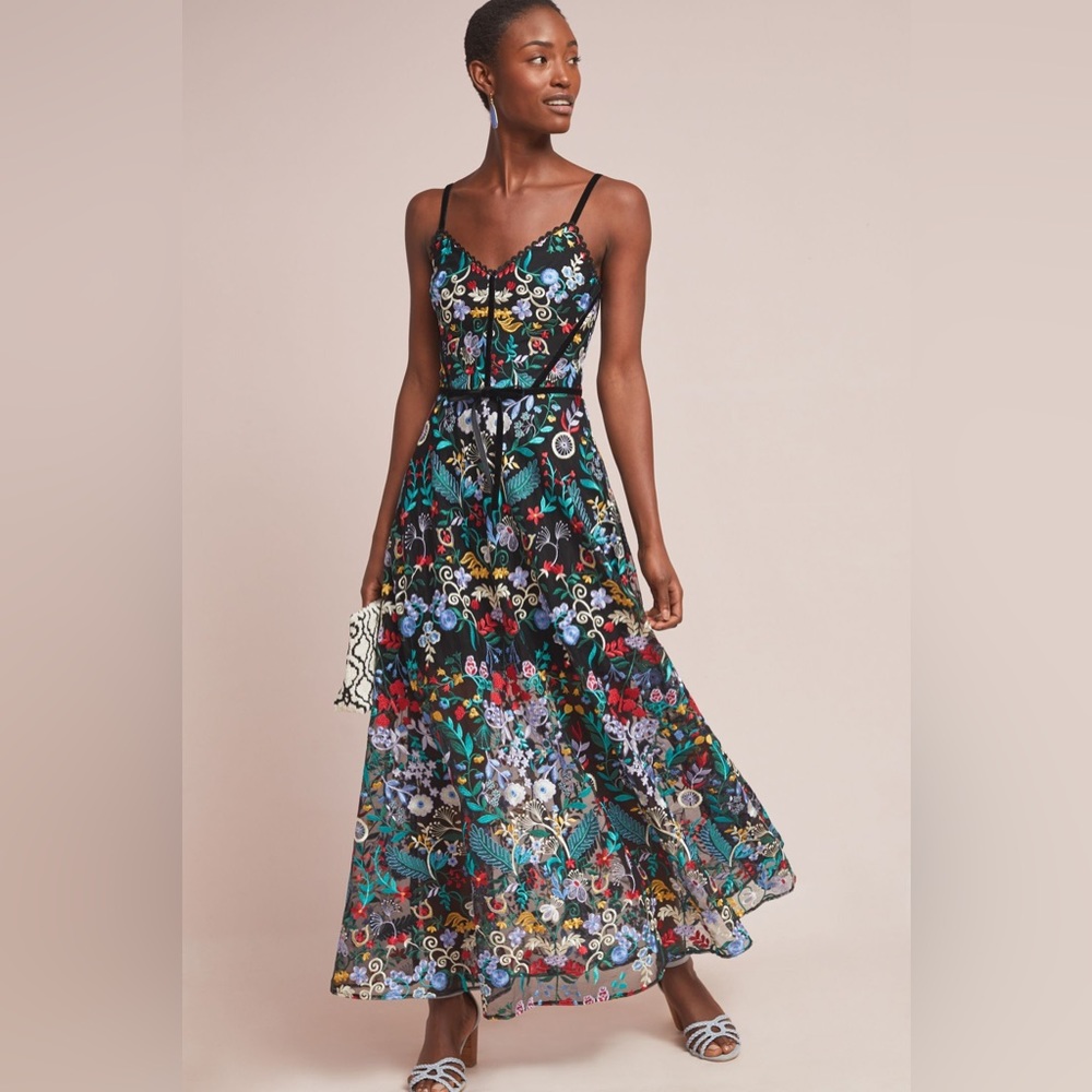 ML Monique Lhuillier Embroidered Floral Overlay Dress